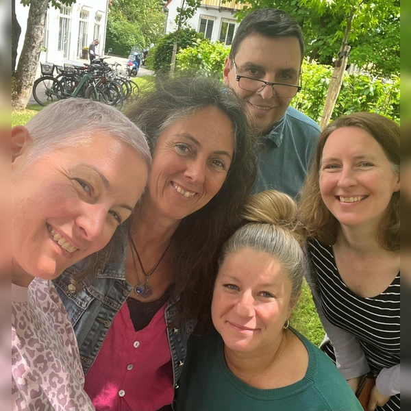 Das VAMV-Team bietet Beratung und Information für Alleinerziehende und Familien in Trennung und Scheidung. (Foto: VAMV)