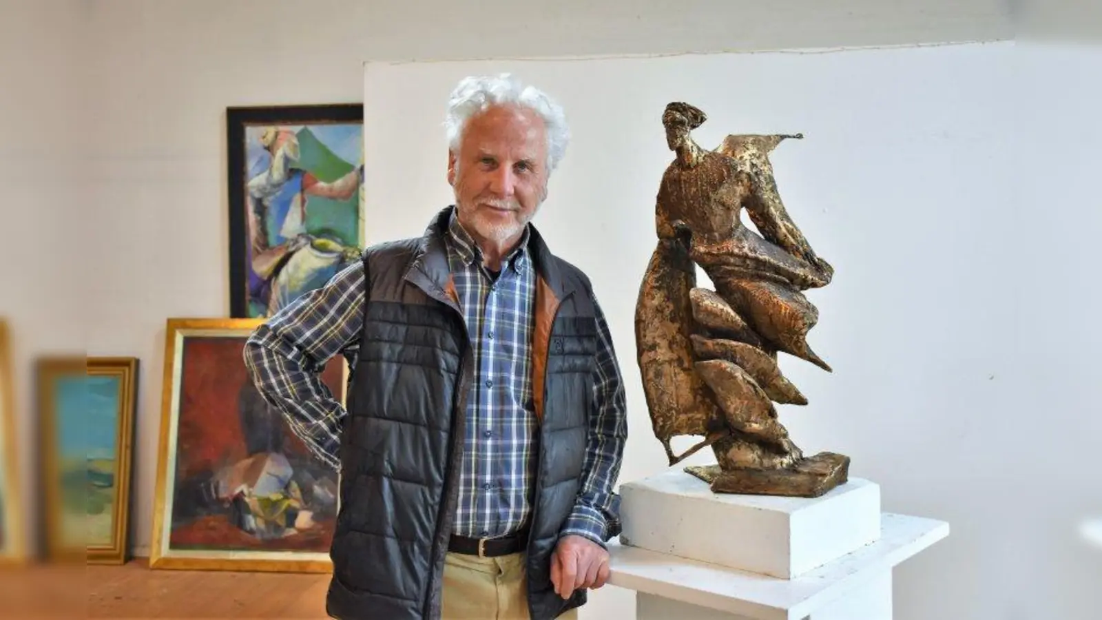 Der Bildhauer Leonard Lorenz. (Foto: Hauck)