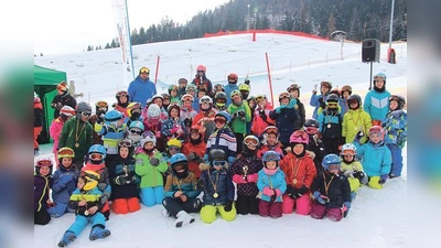 Am Ende eines langen, sportlichen Tages gab es ein Erinnerungsfoto und dann gings wieder zurück nach Erding. 	 (Foto: Verein)