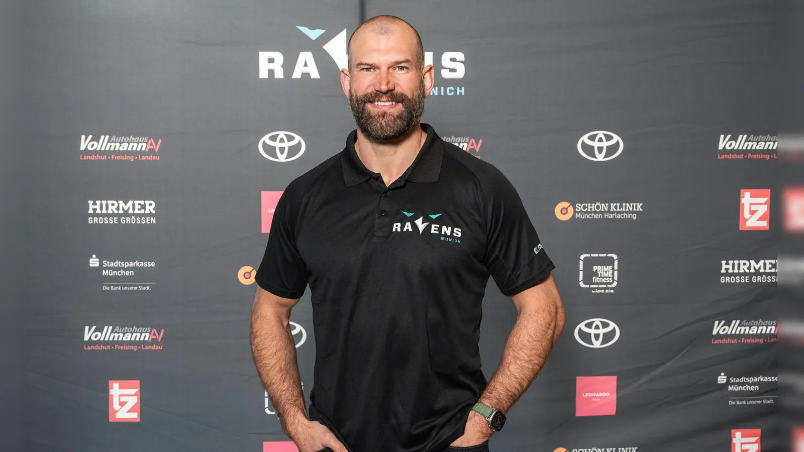 Joe Thomas, langjähriger NFL-Spieler bei den Cleveland Browns, verstärkt des Trainerteam der Munich Ravens. (Foto: Roland Johannes)