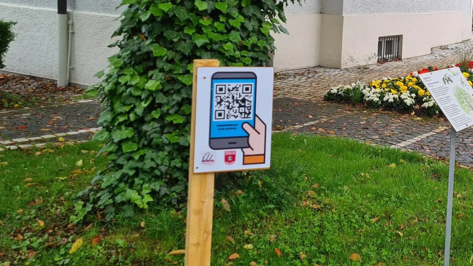 Die Feuerwehr Haar lädt ein zur „QR-Code Rallye” durch die Gemeinde. (Foto: Feuerwehr Haar)