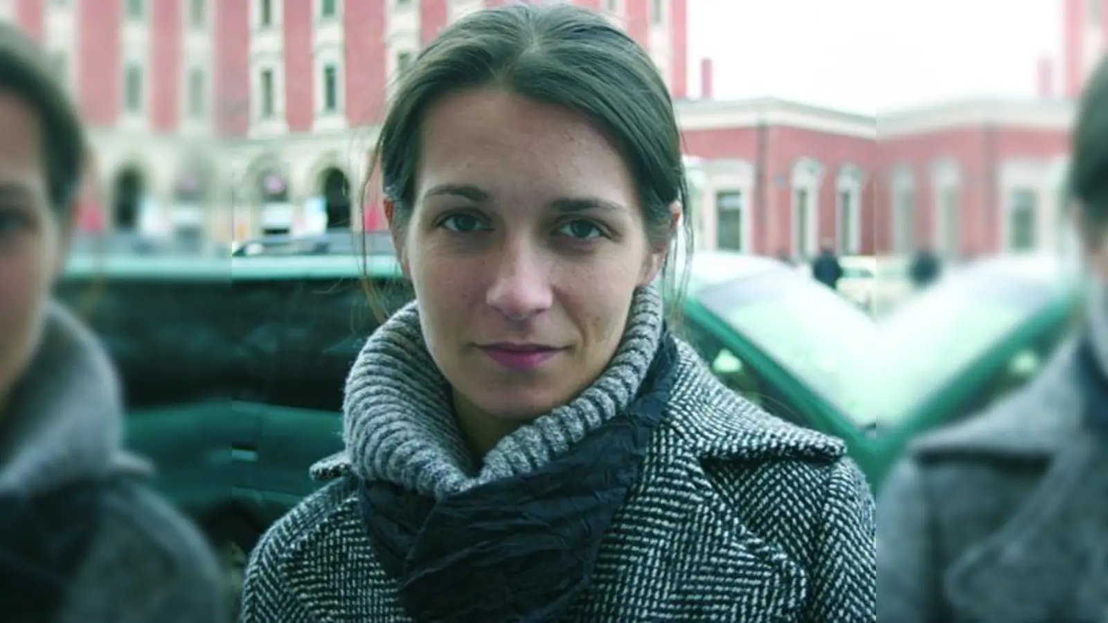 &lt;b&gt;Ivana Galic, Stadtmitte&lt;/b&gt;<br>Ich finde, es ist noch zu früh für Weihnachtsvorbereitungen. Ich fange erst im Laufe des Advents damit an. Jetzt bin ich noch nicht in der richtigen Stimmung dazu. (Foto: cm)
