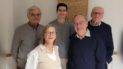 Der Vorstand der SPD Gräfelfing: Dieter Horch, Anette Kitzmann-Waterloo, Zeno Hagemann, Franz Lang und Karl Weinberger (von links). (Foto: SPD)