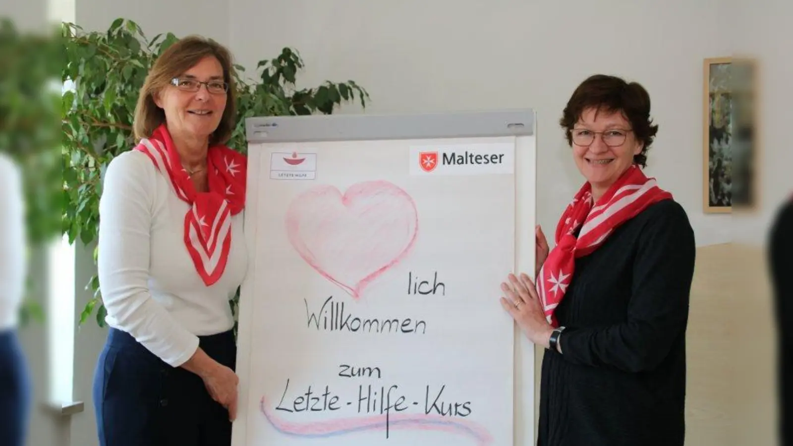 Beate Peters-Dürrschmidt, Palliative Care Fachkraft (l.), und Ina Weichel, ehemalige Leiterin Malteser Hospizdienste, laden Interessierte zum Kurzkurs Letzte Hilfe ein. (Foto: Julia Krill, Malteser)
