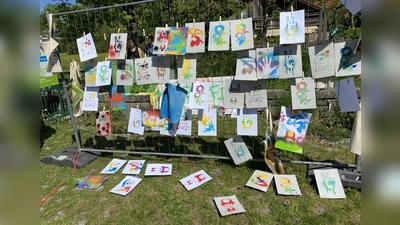 Allerlei Kunstwerke mit verschiedenen Techniken: Am Samstag, 29. April, findet in der Gemeinde Wörthsee ein Kunstaktionstag für Kinder und Jugendliche statt. (Foto: Gemeinde Wörthsee)