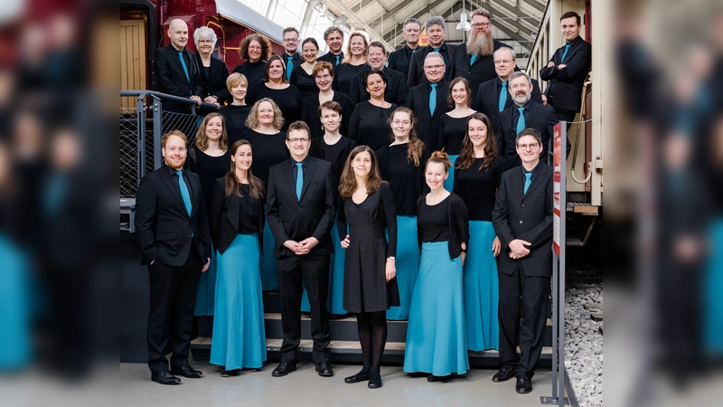 Der via-nova-chor München singt in Sendling. (Foto: Barbara Heubeck, Photogenika)