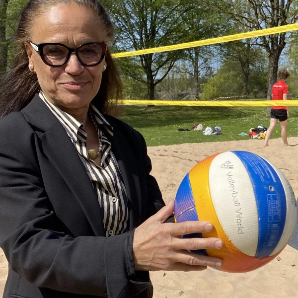 „Gemeinsam können wir für alle Generationen viel mehr erreichen”, betont Spenderin Margrit Kaiser-Witek. (Foto: Gemeinde Krailling/Solveig Butzert)