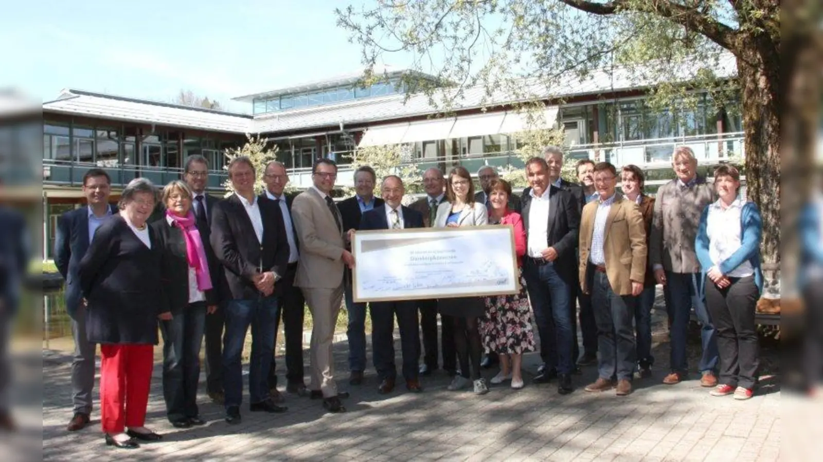 Nach zähen Verhandlungen zeigten sich am Ende alle Gesellschafter der gtw mit dem neuen Markennamen ihrer Region zufrieden. (Foto: lra)