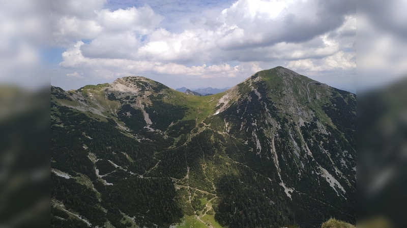 Der Krottenkopf ist mit einer Höhe von 2.086 m der Beherrscher der Bayerischen Voralpen. (Foto: Stefan Dohl)