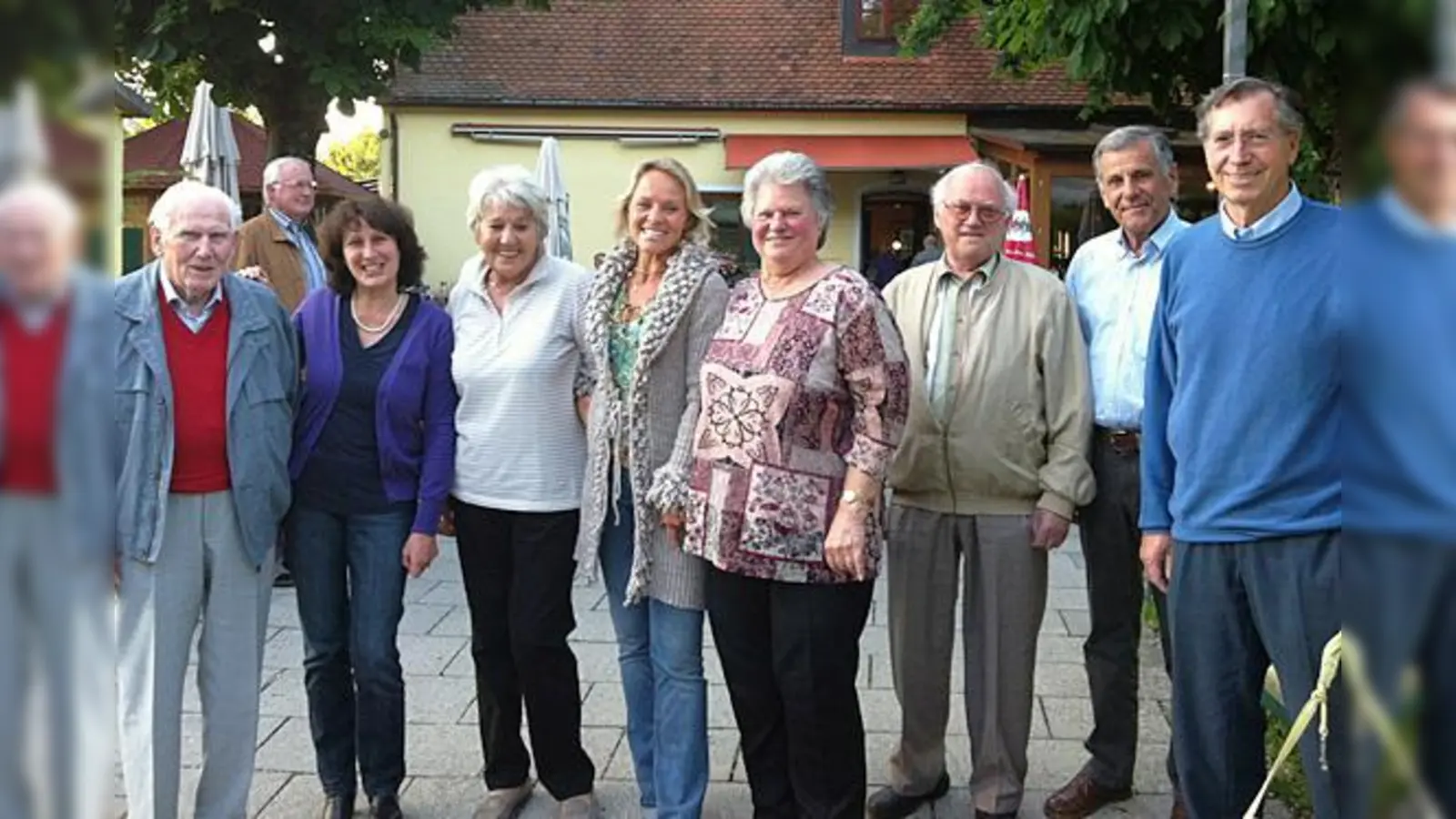 Nachbarschaftshilfe wird heute noch groß geschrieben in Steinhausen. Sogar »Pioniere der ersten Stunde« leben noch in Steinhausen.	 (Foto: VA)