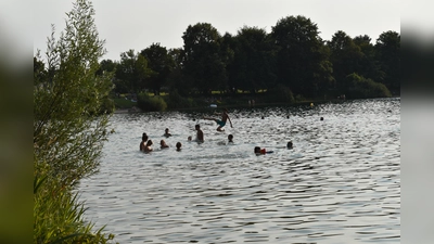 Es gibt eine Auswahl an idyllischen Badeseen im Münchener Norden.  (Foto: Daniel Mielcarek)