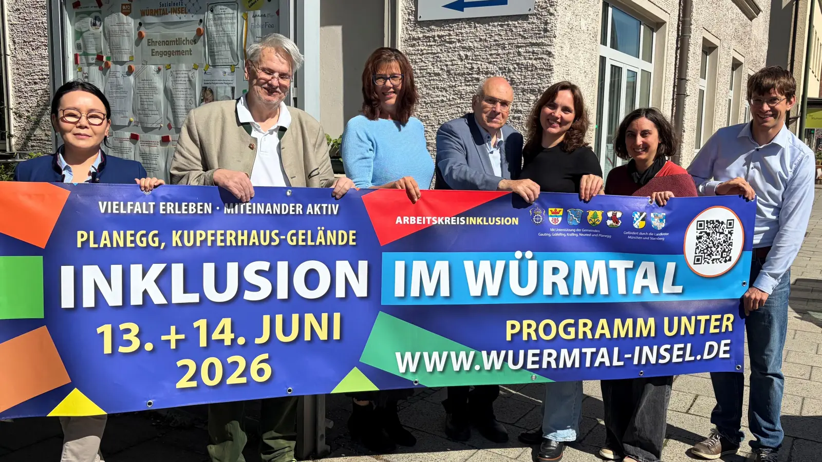 Freuen sich auf die Inklusions-Veranstaltung (v.l.): Ochmaa Göbel (Inklusionsbeauftragte Gräfelfing), Fritz Haugg (Referent für Menschen mit Behinderungen Planegg), Astrid Lohrer (Krailling), Günter Roll (Inklusionsbeauftragter Gräfelfing), Anna Tangerding (Sozialnetz Würmtal-Insel), Christine Schwarz (Gautinger Insel) sowie Felix Kempf (Bürgermeister Planegg). (Foto: Sozialnetz Würmtal-Insel)