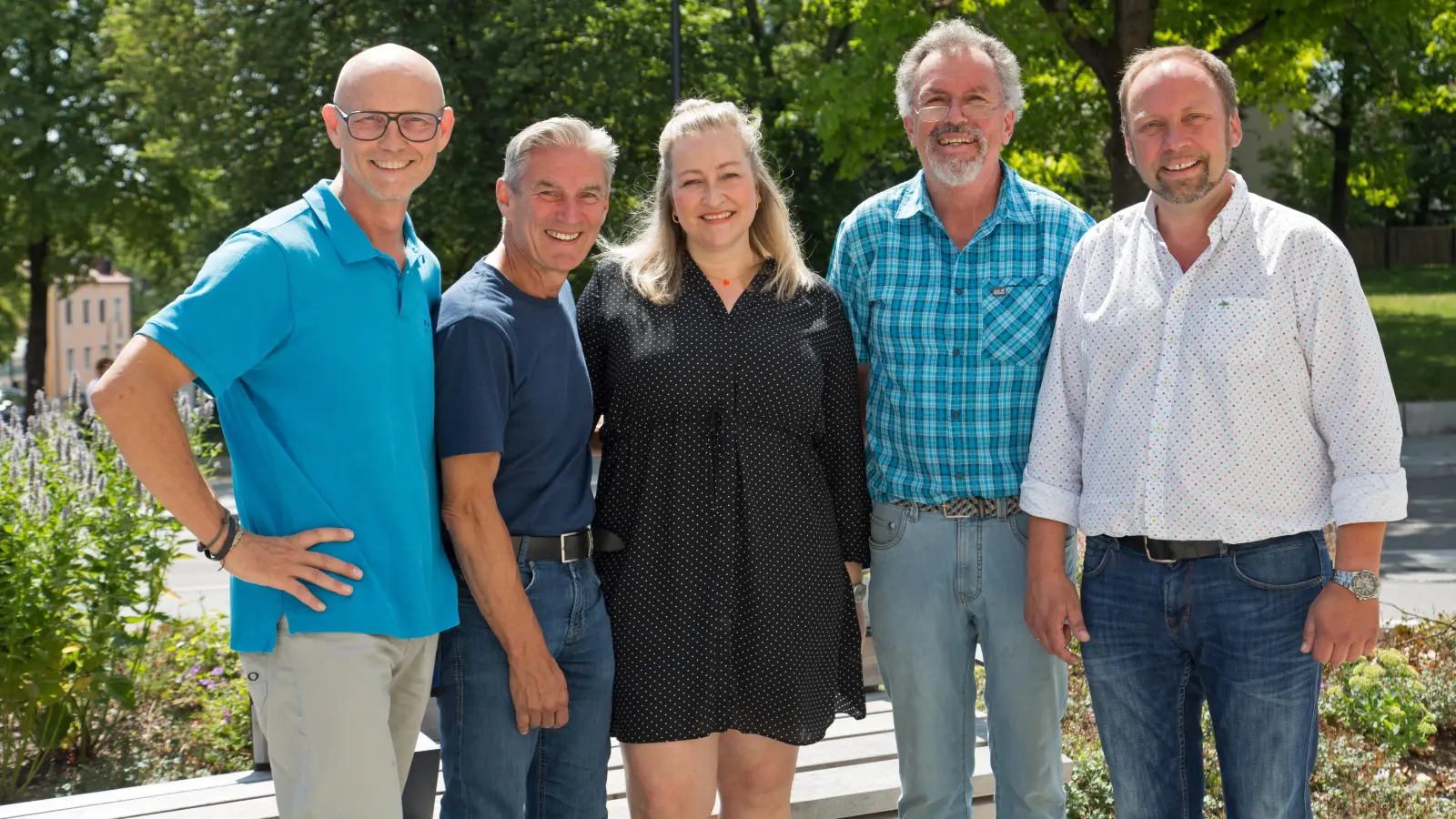 Der neue Vorstand: v.l. Harald Bayer, Wolfgang Bertol, Verena Haditsch, Joachim Heinzelmann und Harald Ruhbaum. (Foto: © Fotostudio Schuster / Thomas Schuster)