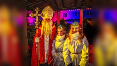 Auch der Nikolaus kommt am Sonntag mit einem Geschenk für alle Kinder. (Foto: Günther Keil)