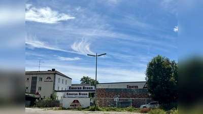 Das große Gelände der Gleisbauer-Firma Emeran Braun GmbH &amp; Co.KG befindet sich genau zwischen Planegg und Krailling an den Bahngleisen. (Foto: Ulrike Seiffert)