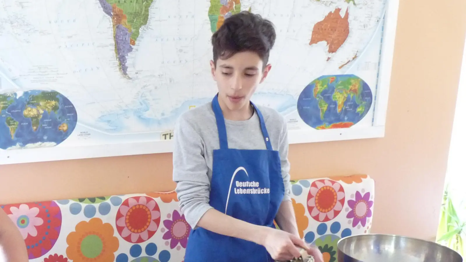 Kochen macht Spaß! (Foto: Deutsche Lebensbrücke)