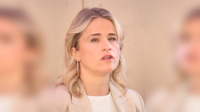 Verena Bentele, Präsidentin des VdK Deutschland und Landesvorsitzende des VdK Bayern, hält beim „Sozialpolitischen Nachmittag“ des VdK auf dem Haderner Dorffest die Festrede. (Foto: job)