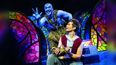 Dschinni und Aladin werden im Musical Freunde. (Foto: Nilz Böhme)