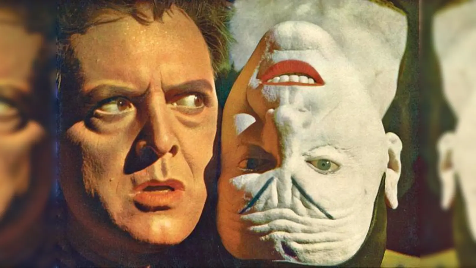 Blick in die Ausstellung »Theater-Räume« im Theatermuseum: Gustav Gründgens (Mephisto, r.) und Will Quadflieg (Faust) in der legendären Faust-Inszenierung von 1957 am Hamburger Schauspielhaus.  (Foto: Rosemarie Clausen)