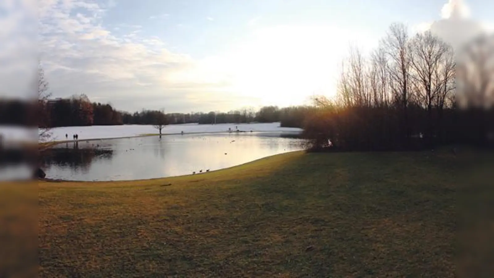 Ostpark. Schön anzusehen am sonnigen Wintersonntag, aber die Anlagen bedürfen der Modernisierung. 	 (Foto: RedN)