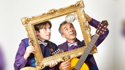 Ratz und Fatz lieben die Improvistation und Interaktion mit den Kindern, so kann man nie genau sagen, wie das Konzert enden wird. Am Sonntag, 1. März, geben sie um 16 Uhr ihre Kindermusik-Show im Bürgersaal.  (Foto: Bernhard Kapelari)