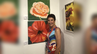 Uschi Schall aus Sauerlach wird im Heimatmuseum farbstarke Bilder zeigen.  (Foto: Schall)