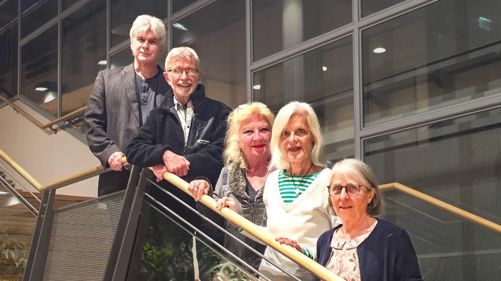 Sind weiterhin im Vorstand des Kunstkreises Germering tätig (v.l.): Andreas Parzefall, Horst Plafka, Uli Baab, Christa Geiger und Hanne Wölfle. (Foto: Wilhelm Barger)