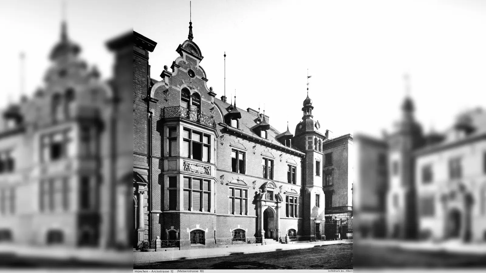 Der 1890 erbaute Palais Pringsheim in der Maxvorstadt wurde 1933 abgerissen. Heute steht an dieser Stelle das Haus der Kulturinstitute. (Foto: gemeinfrei)