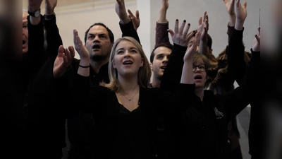 Die Geschichte, die Texte, die Stimmen, die Inszenierung - die emotionsgeladene Aufführung macht all dies zu einem Gesamtkunstwerk. (Foto: Judit Ledermann)