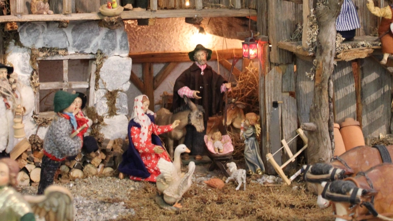 Die einzigartige Ebersberger Stadtkrippe von Franz Kisters ist derzeit im Untergeschoss des Ebersberger Einkaufszentrums e-Einz zu sehen. (Foto: Stefan Dohl)