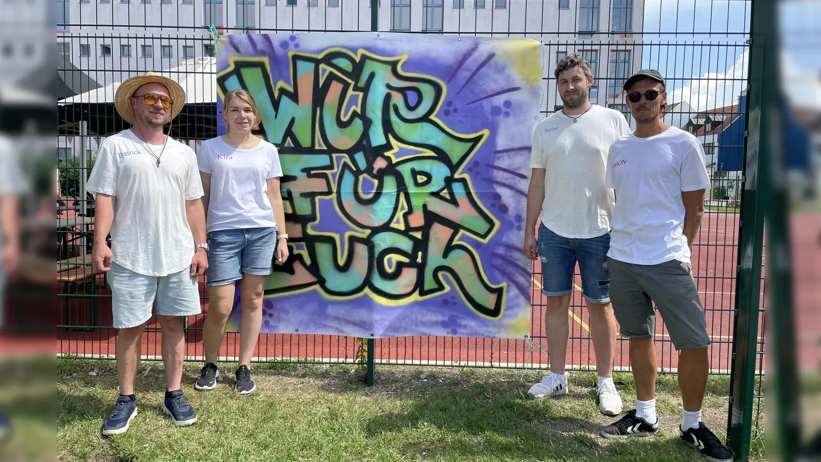 V.l.: Patrick, Fissel, Kira Bliem, Stefan Marx und Simon Braun stehen als Ansprechpartner für alle Anliegen der Jugendlichen in Gilching bereit. (Foto: pst)