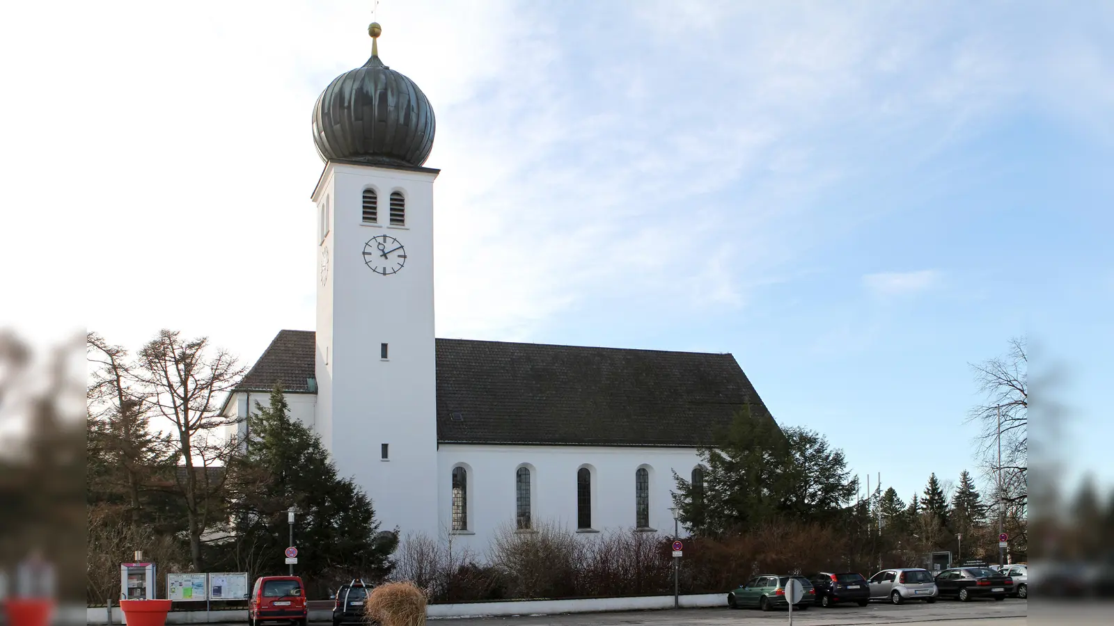 Der Pfarrverband Vaterstetten bietet heuer einen YouTube-Livestream der Messen am Ostersonntag, am Ostermontag und am Weißen Sonntag jeweils um 10.30 Uhr an.  (Foto: aw)