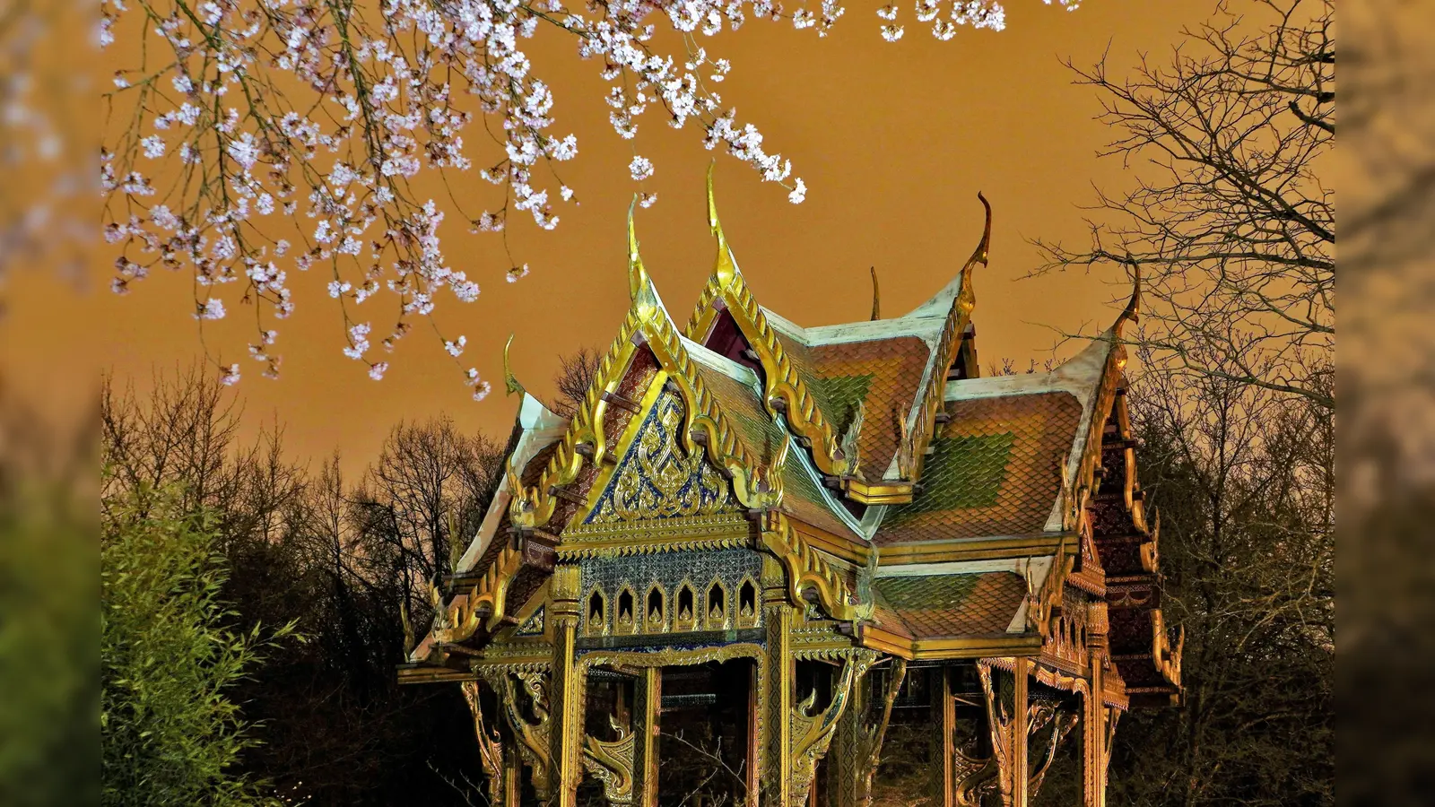 Der Westpark ist wegen der Mischung aus historischen Elementen und der vielfältigen Botanik so beliebt. (Foto: Richard Berndt)