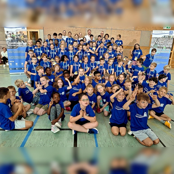 Über 100 hörgeschädigte Kinder haben vor kurzem beim Grundschulaktionstag in der Musenbergschule Handball hautnah erleben dürfen. (Foto: Johannes Weber)