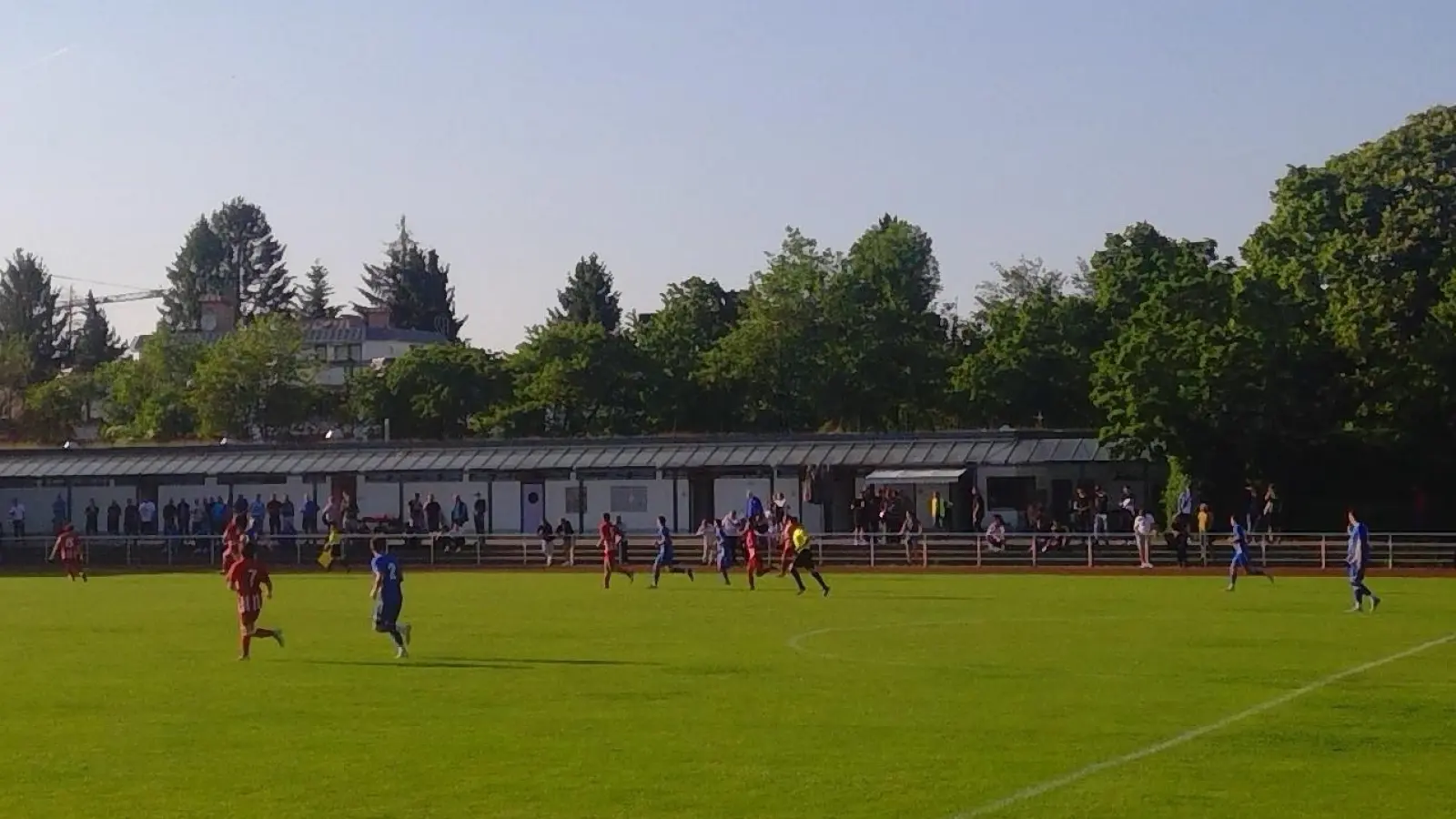 An der Hans-Denzinger-Straße kommt es am 8. Juni zum entscheidenden Duell zwischen TSV Milbertshofen und FT München-Gern. (Archivbild: bas)