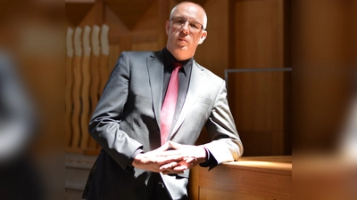 Abschied nach 42 Jahren: Kirchenmusikdirektor Klaus Geitner. (Foto: Richard Stry)