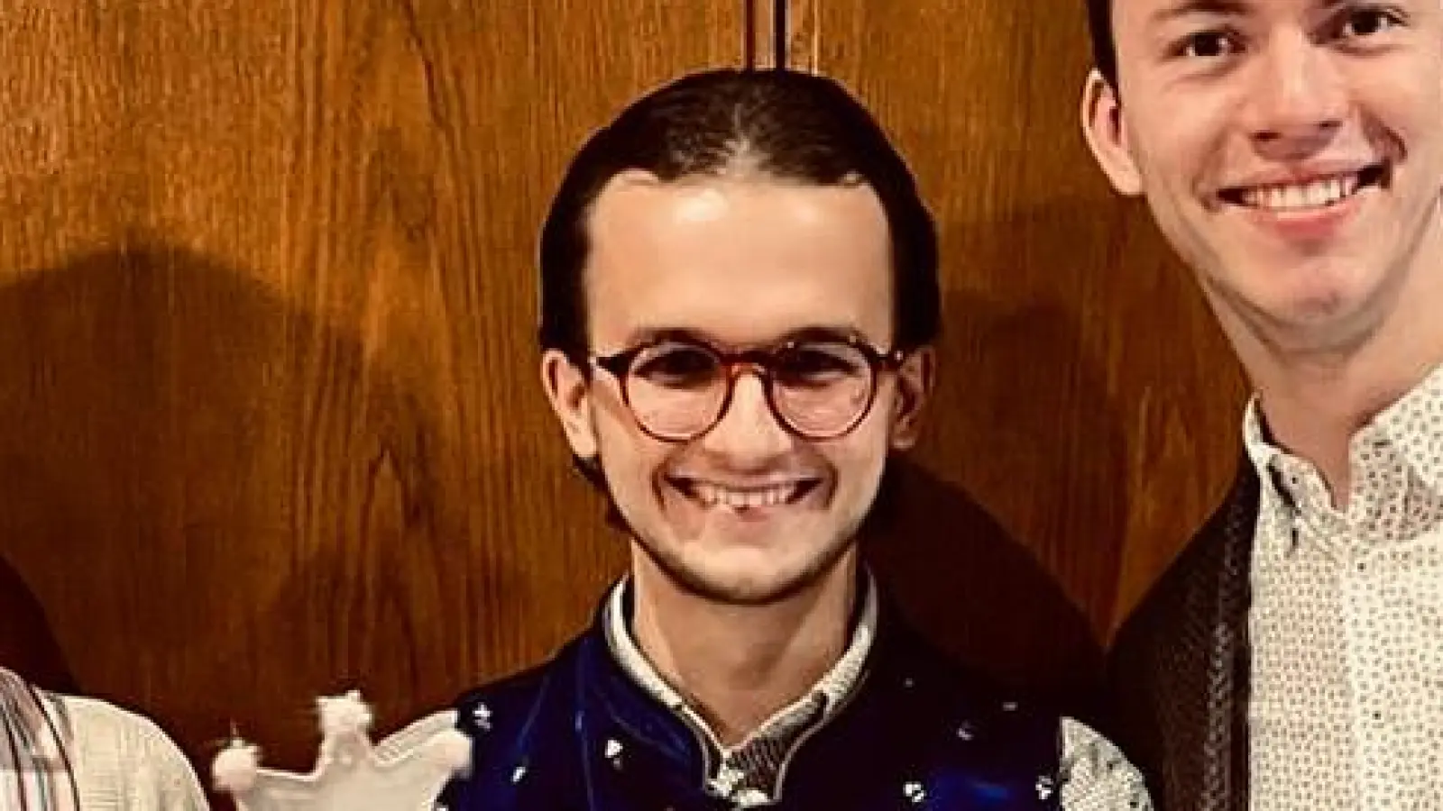 Der neue Vorstand (von links): Schatzmeisterin Theresa Pfeifer, Ortsvorsitzender Niklas Kostka und Schriftführer Julius Ferg. (Foto: JU Peißenberg)