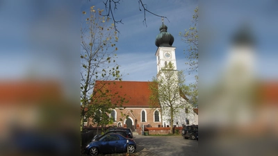 Die katholische Pfarrkirche St. Stephanus wurde 1701 von Anton Kogler fertig gestellt. (Foto: AHert, CC BY-SA 3.0)
