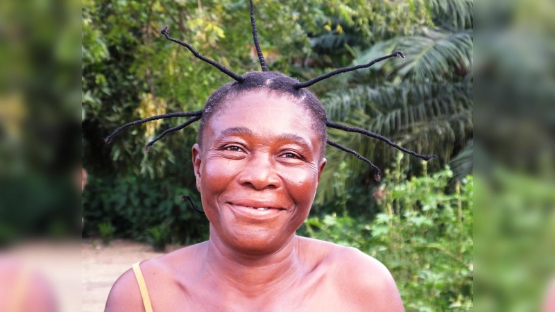 "Die Dankbarkeit der Menschen trotz der kargen Lebenssituation in Ghana entschädigt für vieles. Manchmal reicht auch nur ein Lächeln“, so Halbig. (Foto: Petra Halbig)