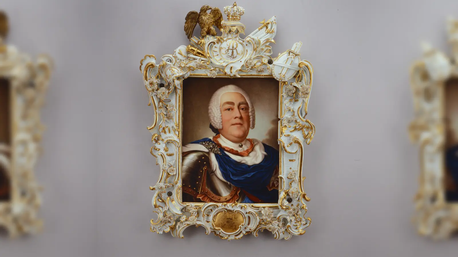 August III. von Sachsen-Polen: Porzellangemälde von Johann Martin Henrici, Meißen, 1753 (Foto: Bayerisches Nationalmuseum München)