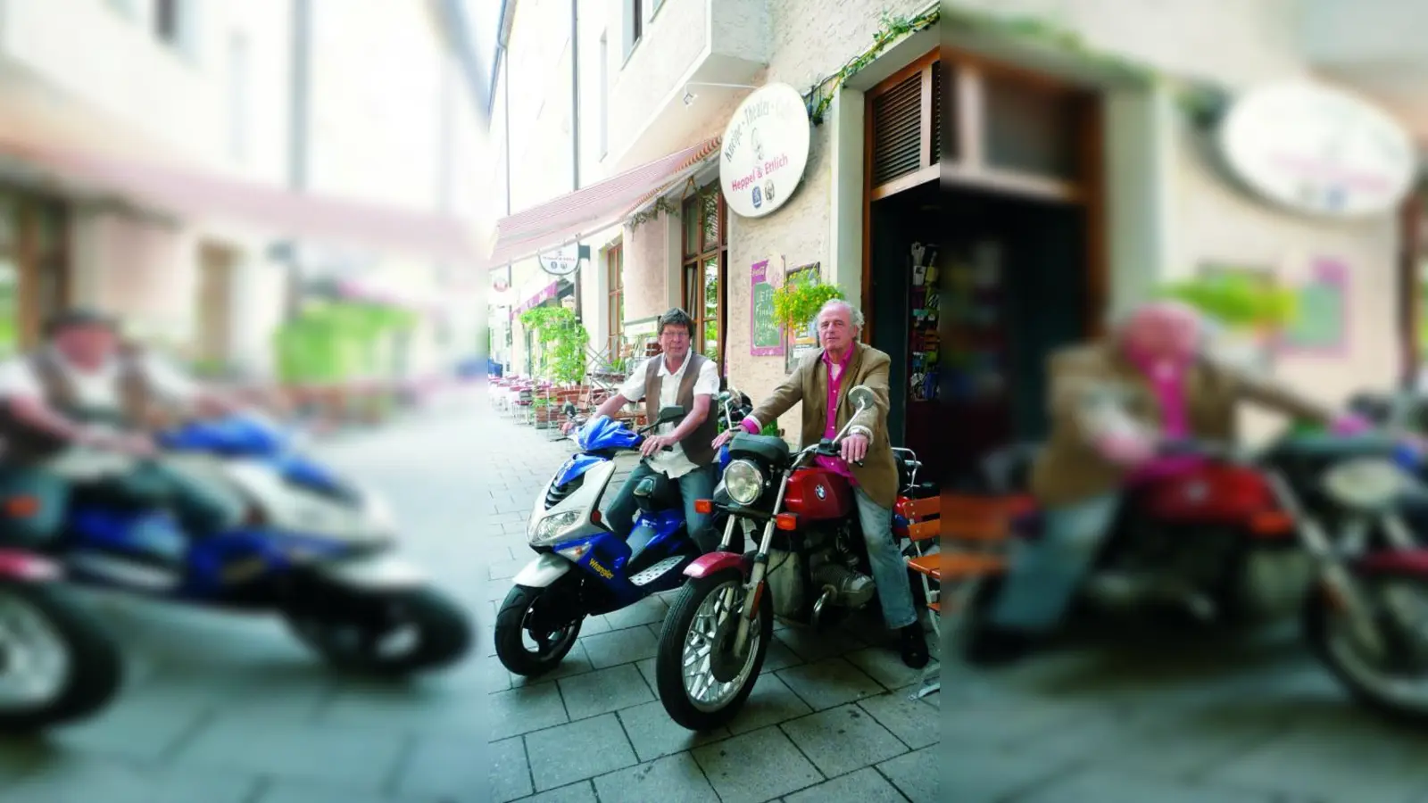 Wolfgang Ettlich (l.) und Henry Heppel verabschieden sich aus Schwabing und schließen ihre Kneipe Ende Juli. (Foto: Veranstalter)