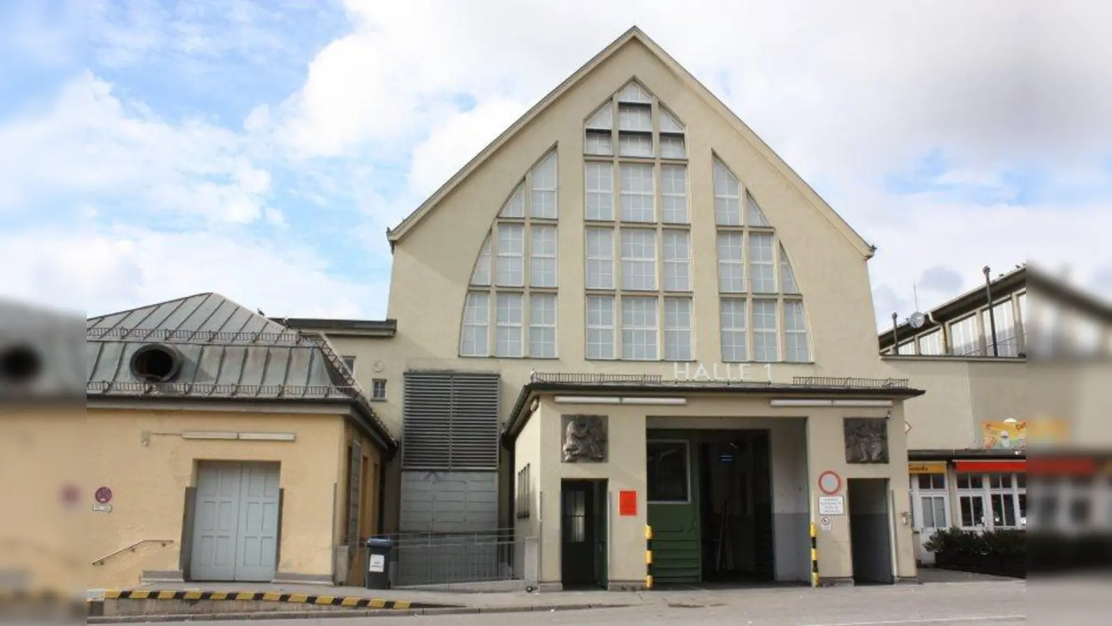 Halle 1: denkmalgeschützt und für die Sendlinger optimales Entree für ein künftiges Volkstheater. (Foto: job)