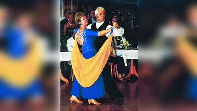 Gerda und Eli Kohen aus Gauting beim Tango. Das Paar tanzt nun in der Seniorenklasse III B. (Foto: pi)