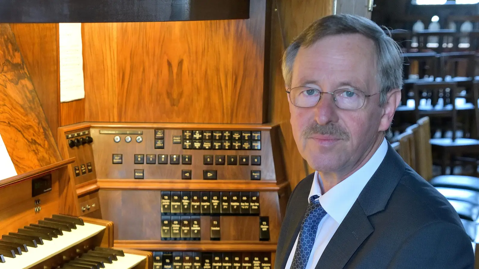 Henk Galenkamp ist Kantor am Dom St. Marien Zwickau. Er dirigierte in den Niederlanden und in Deutschland zahlreiche Konzerte, einige Opern und fast alle großen, chorsinfonischen Werke. (Foto: pr)