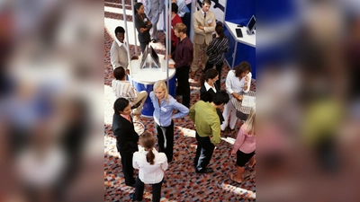 Die Studien- und Berufswahlmesse informiert junge Erwachsene über Karrierechancen. (Foto: photo.com)