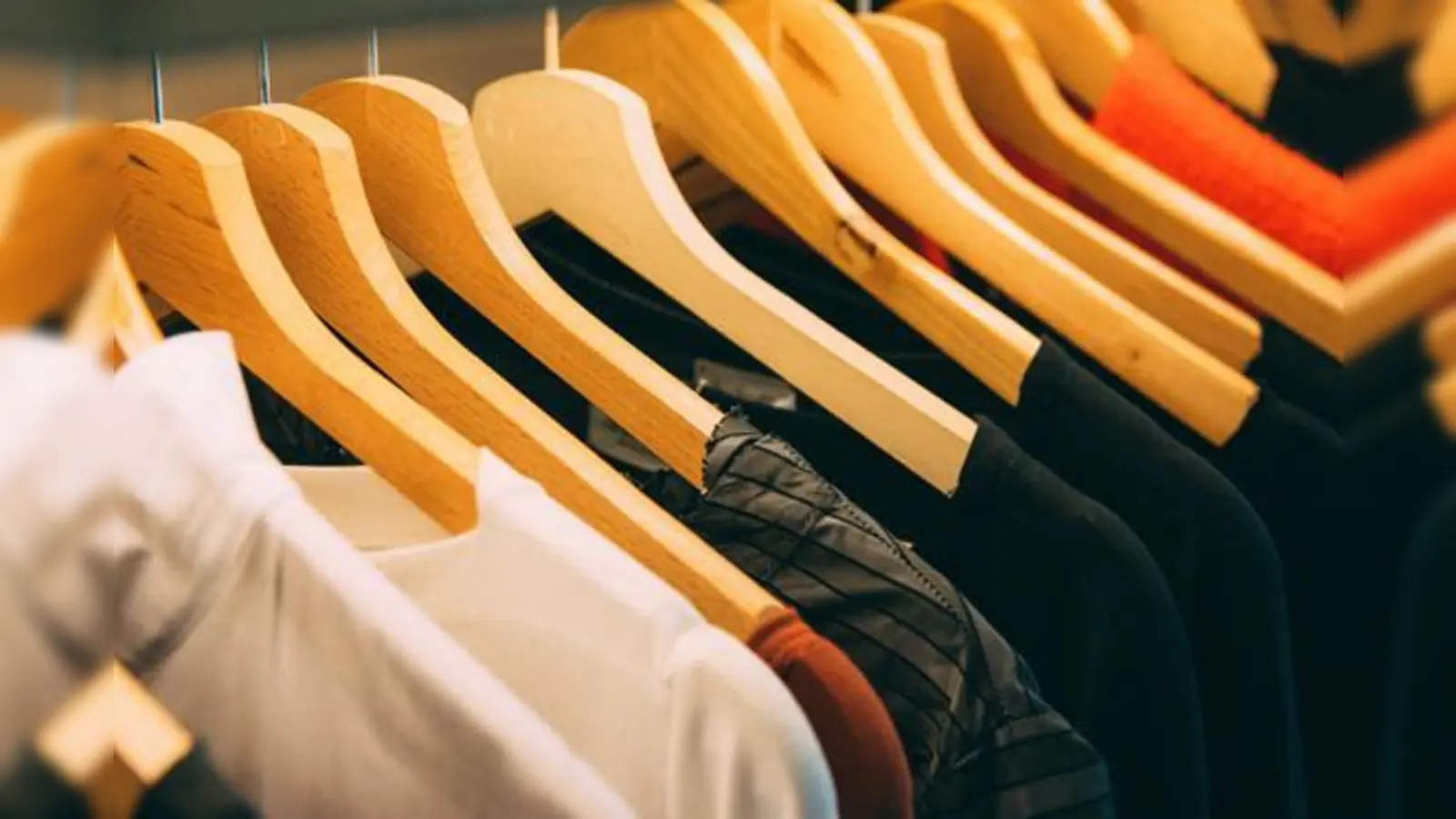 Alte Kleidung wird in Punkte eingetauscht, diese können wiederum in neue Lieblingsstücke eingelöst werden.  (Foto: CC0)