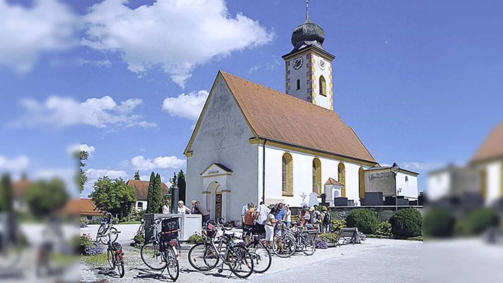 Großer Auftrieb herrschte bei der diesjährigen Bildersuchfahrt durch die Gemeinde Frauenneuharting. 	 (Foto: Irene Schäfer)