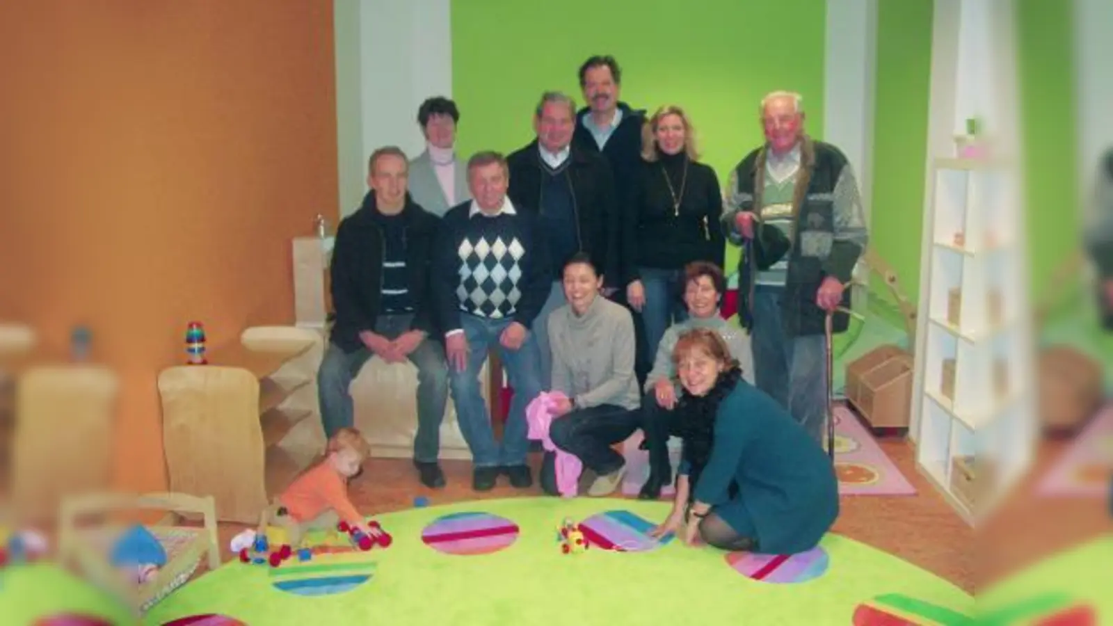 Die CSU Ortsgruppe Germering besuchte die private Kinderbetreuungseinrichtung „Denk mit”. (Foto: pi)