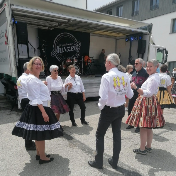 Die Smiling Trailers freuen sich auf Gäste bei ihrem Open House. (Foto: Petra Rutz)