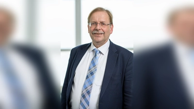 Rainer Koch ist am 3. Mai zu Gast beim Spiel des VfB Hallbergmoos. (Foto: Romyli, CC BY-SA 4.0)